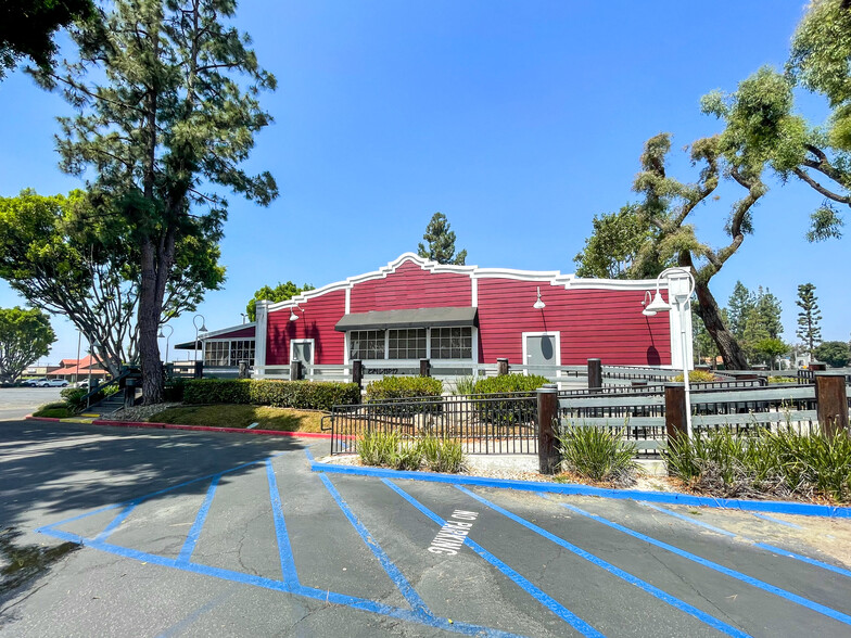 9345 Monte Vista Ave, Montclair, CA for sale - Primary Photo - Image 1 of 5