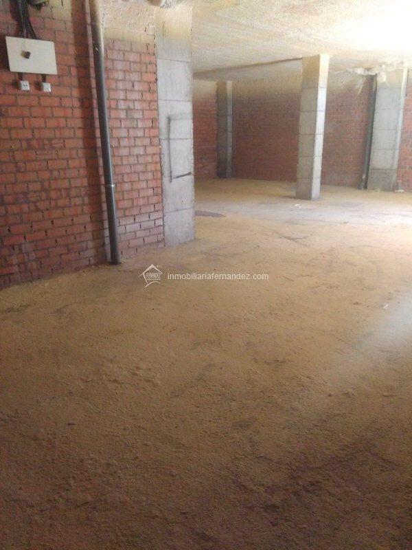 Retail in Cáceres, Cáceres for sale Building Photo- Image 1 of 9