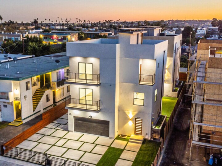 4706 W 17th St, Los Angeles, CA for sale Building Photo- Image 1 of 1