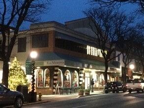 110 E State St, Kennett Square, PA for lease Building Photo- Image 2 of 2