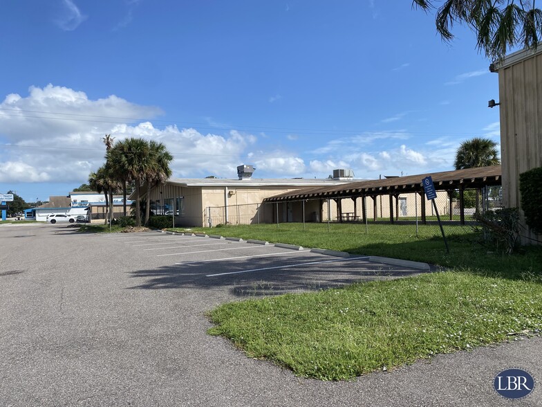 185 Barton Blvd, Rockledge, FL for lease - Building Photo - Image 3 of 5