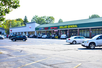 15700-15880 Broadway Ave, Maple Heights, OH for lease Building Photo- Image 1 of 4