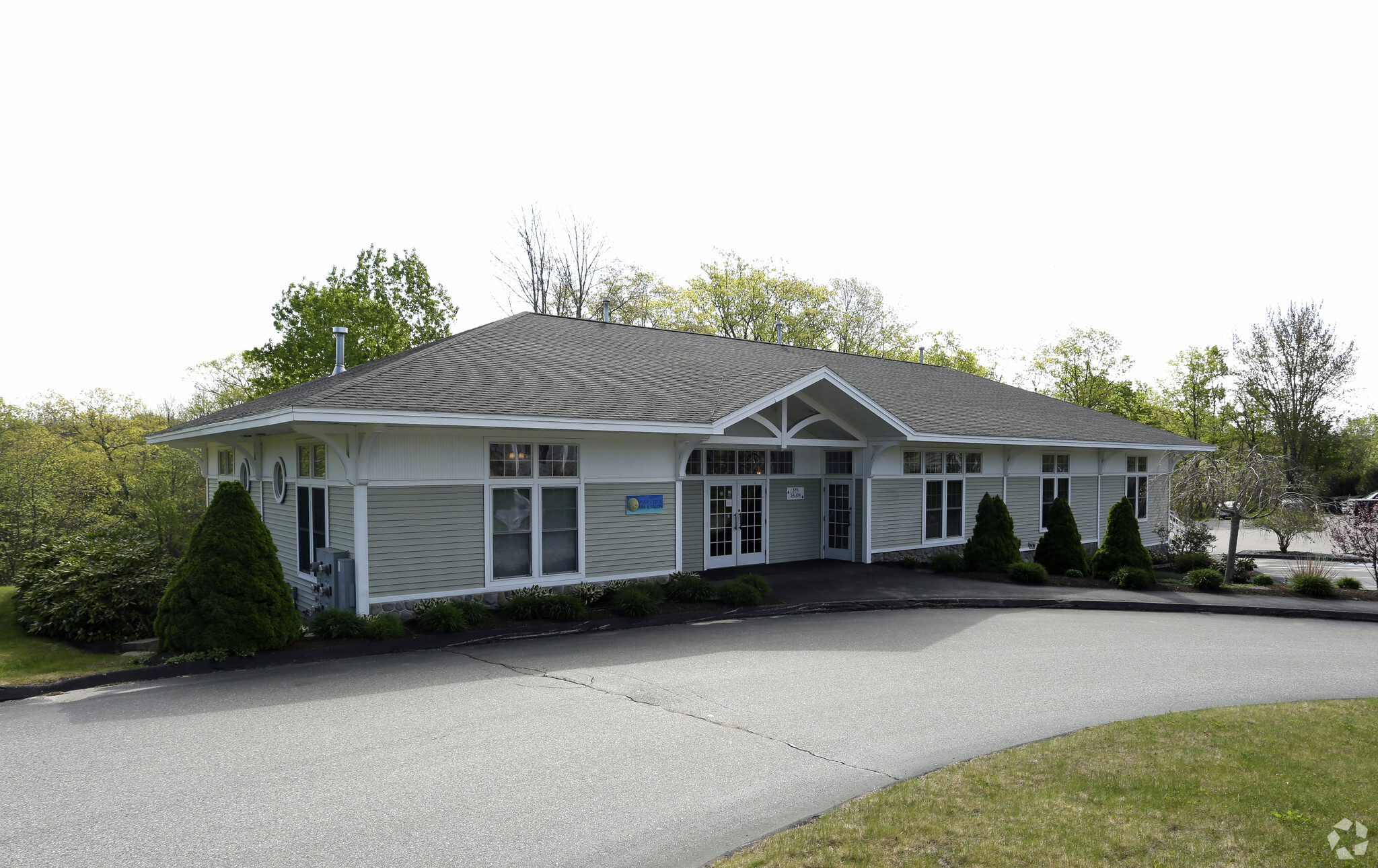 83 Portland Rd, Kennebunk, ME for sale Primary Photo- Image 1 of 1