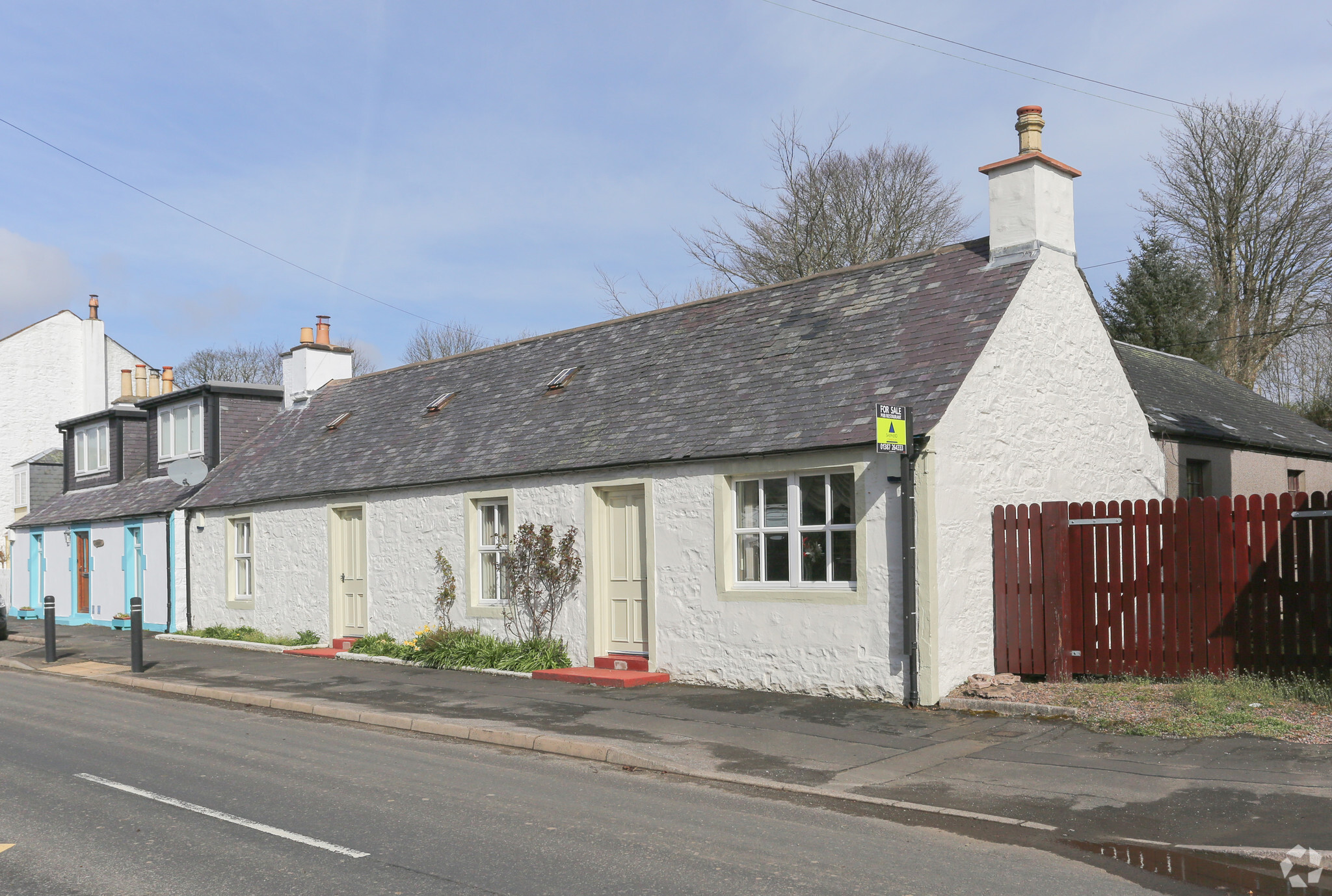 Main St, Castle Douglas for sale Primary Photo- Image 1 of 8