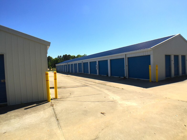 80 Arctic Way Fuquay Varina Nc 27526 Self Storage Property For 80 Arctic Way Fuquay Varina Nc 27526 Self Storage Property For On Loopnet Com