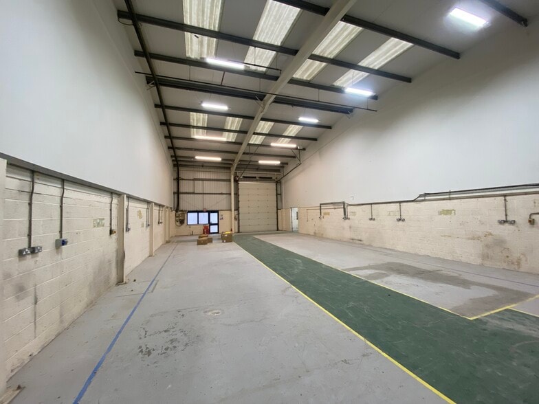 5-8 Handlemaker Rd, Frome for lease - Building Photo - Image 3 of 6