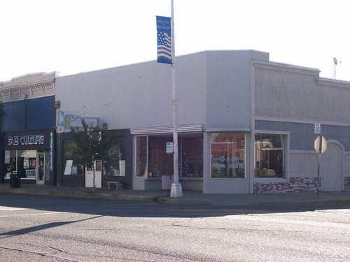 335-347 Walnut St, Red Bluff, CA for sale - Primary Photo - Image 1 of 1