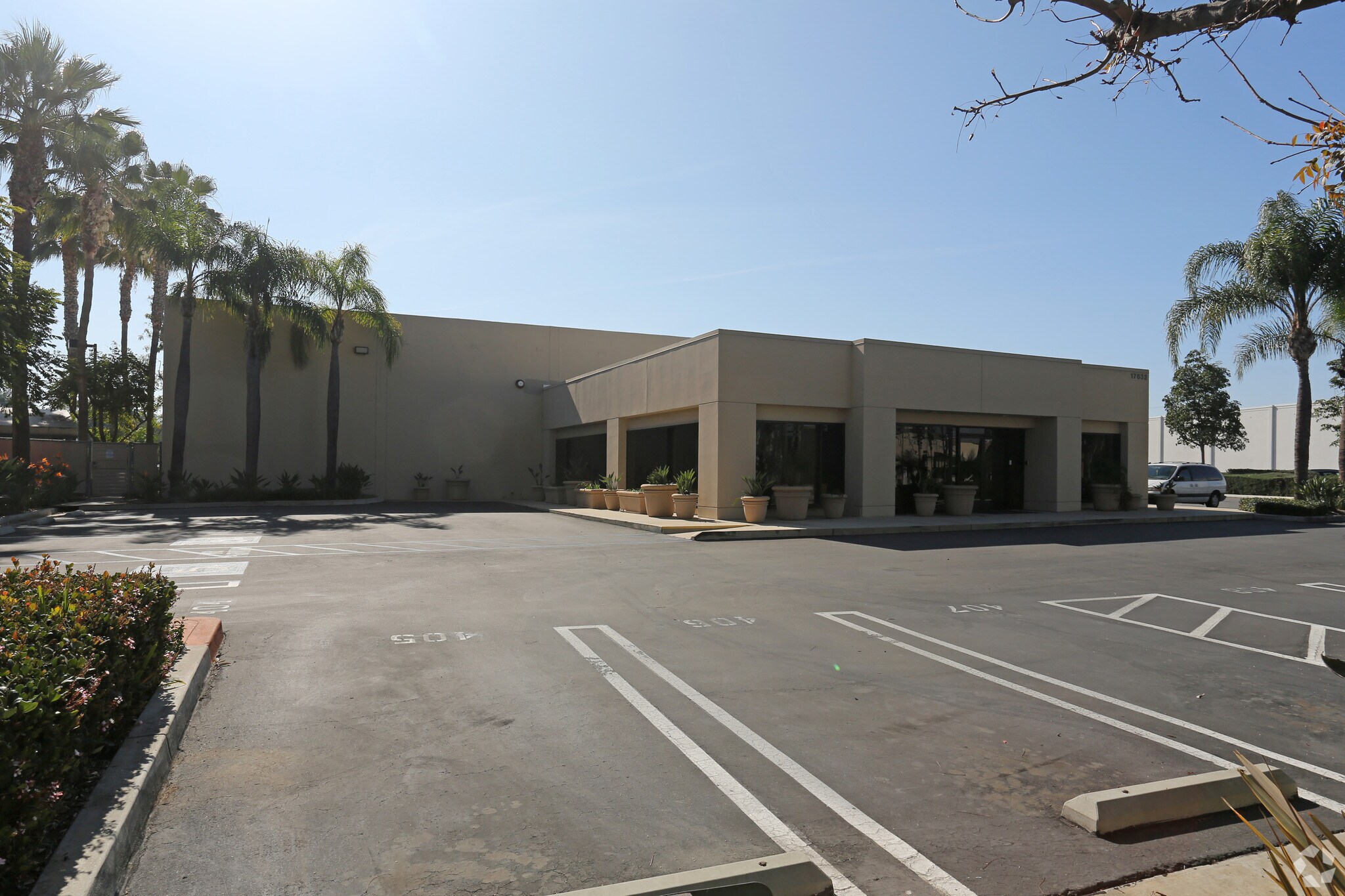 17632 Armstrong Ave, Irvine, CA for sale Primary Photo- Image 1 of 1