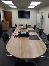 9 Alington Rd, St Neots for lease Interior Photo- Image 2 of 2