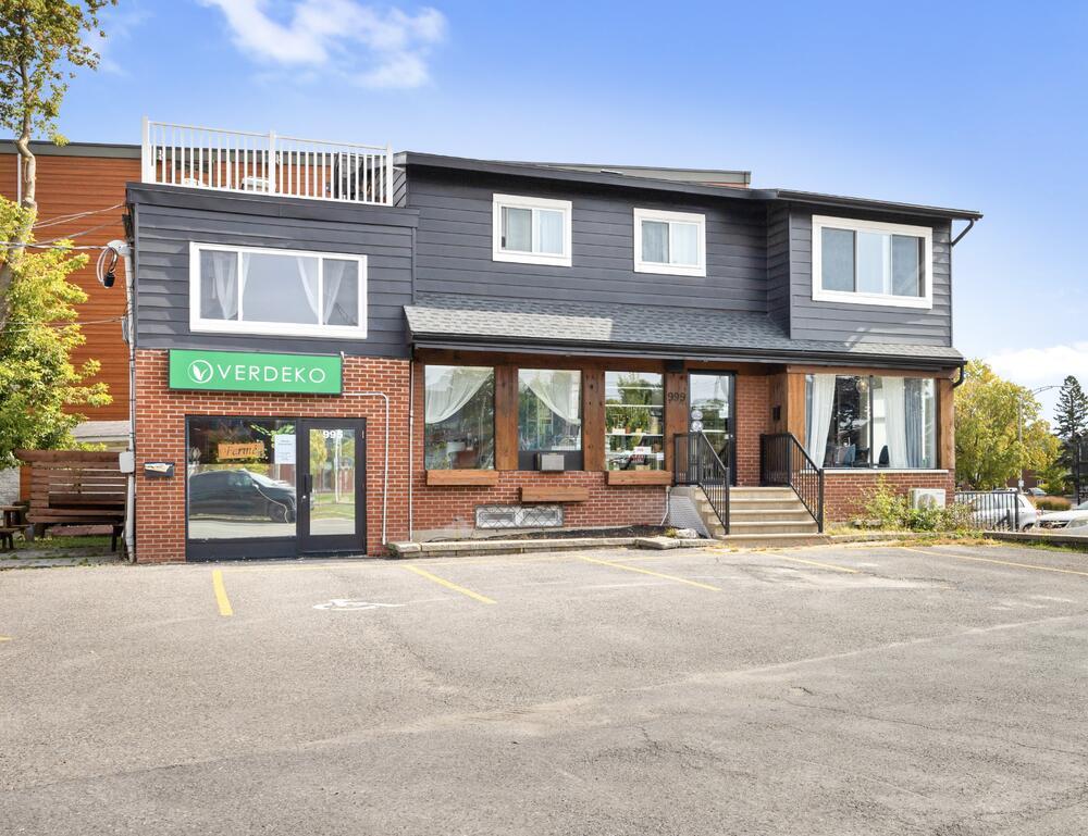 1001 Blvd Grand, Chambly, QC for lease Primary Photo- Image 1 of 7