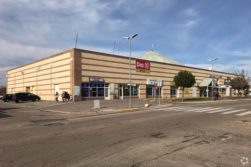 Avenida Pico Ocejón, 2, Villanueva de la Torre, Guadalajara for sale - Primary Photo - Image 1 of 1