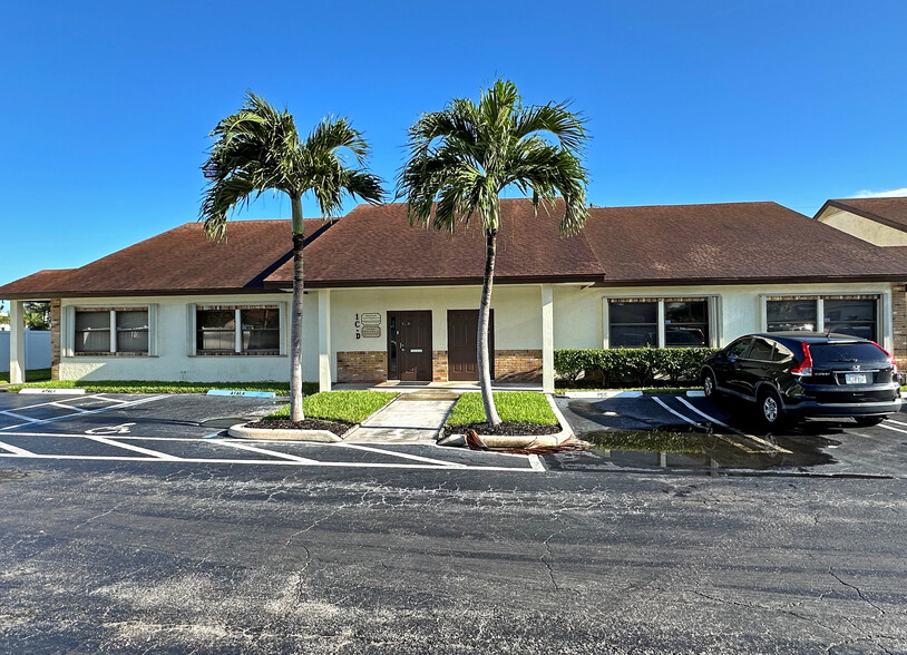 2135 S Congress Ave, West Palm Beach, FL for sale - Building Photo - Image 1 of 4