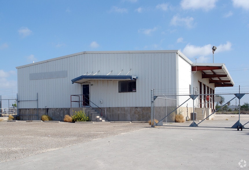 4834 Santa Elena St, Corpus Christi, TX for sale - Building Photo - Image 2 of 3