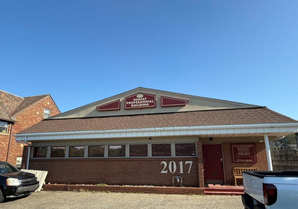 2017 Sunset Blvd, Steubenville, OH for lease Building Photo- Image 1 of 45