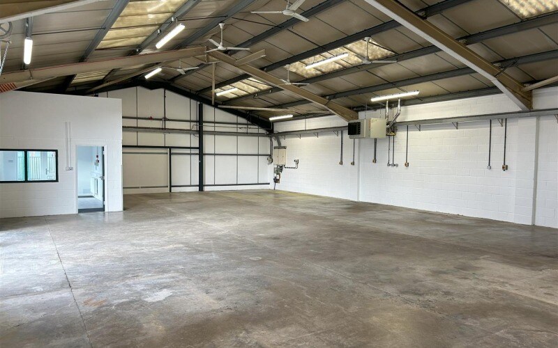 Clinton Rd, Leominster for lease Interior Photo- Image 1 of 3