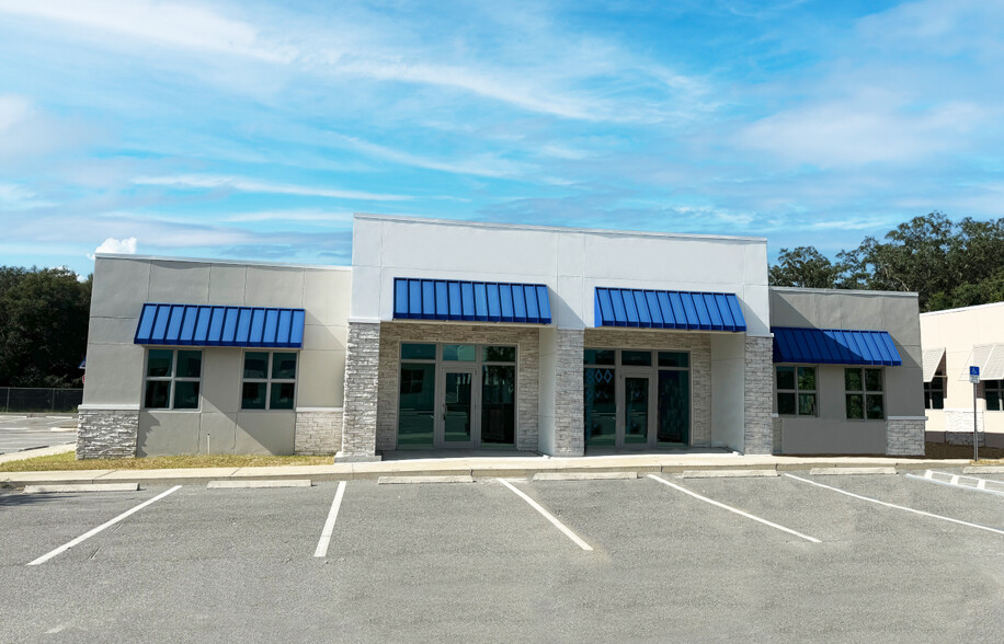 871-801 Highway 466, Lady Lake, FL for lease - Building Photo - Image 3 of 4