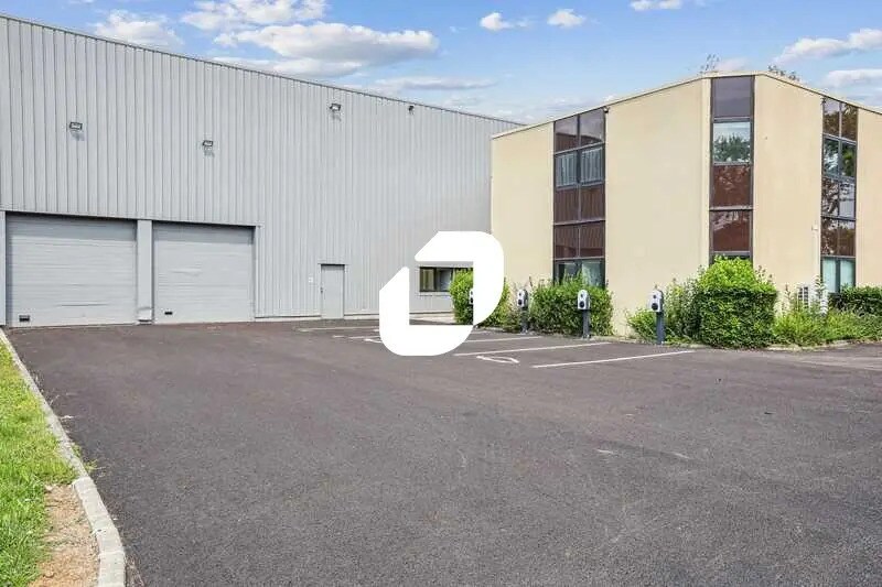 Flex in Lisses for lease - Building Photo - Image 2 of 19