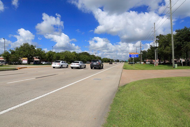 4555 Tx-6 Hwy, Sugar Land, TX 77478 - Office for Lease | LoopNet.com
