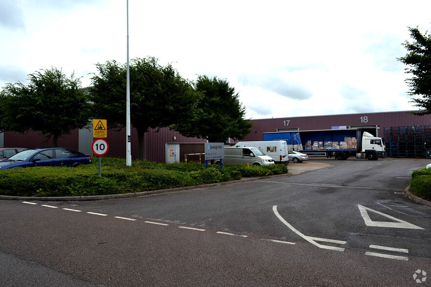 Denbigh Hall, Milton Keynes for sale - Primary Photo - Image 1 of 1