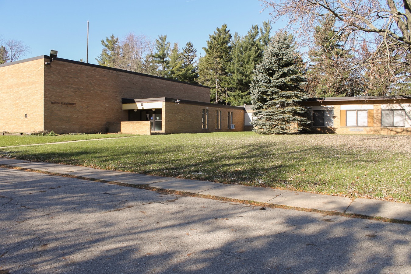 615 N Main St, Ovid, MI 48866