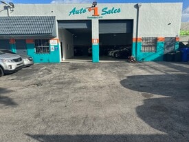5819 Rodman St, Hollywood FL - Warehouse