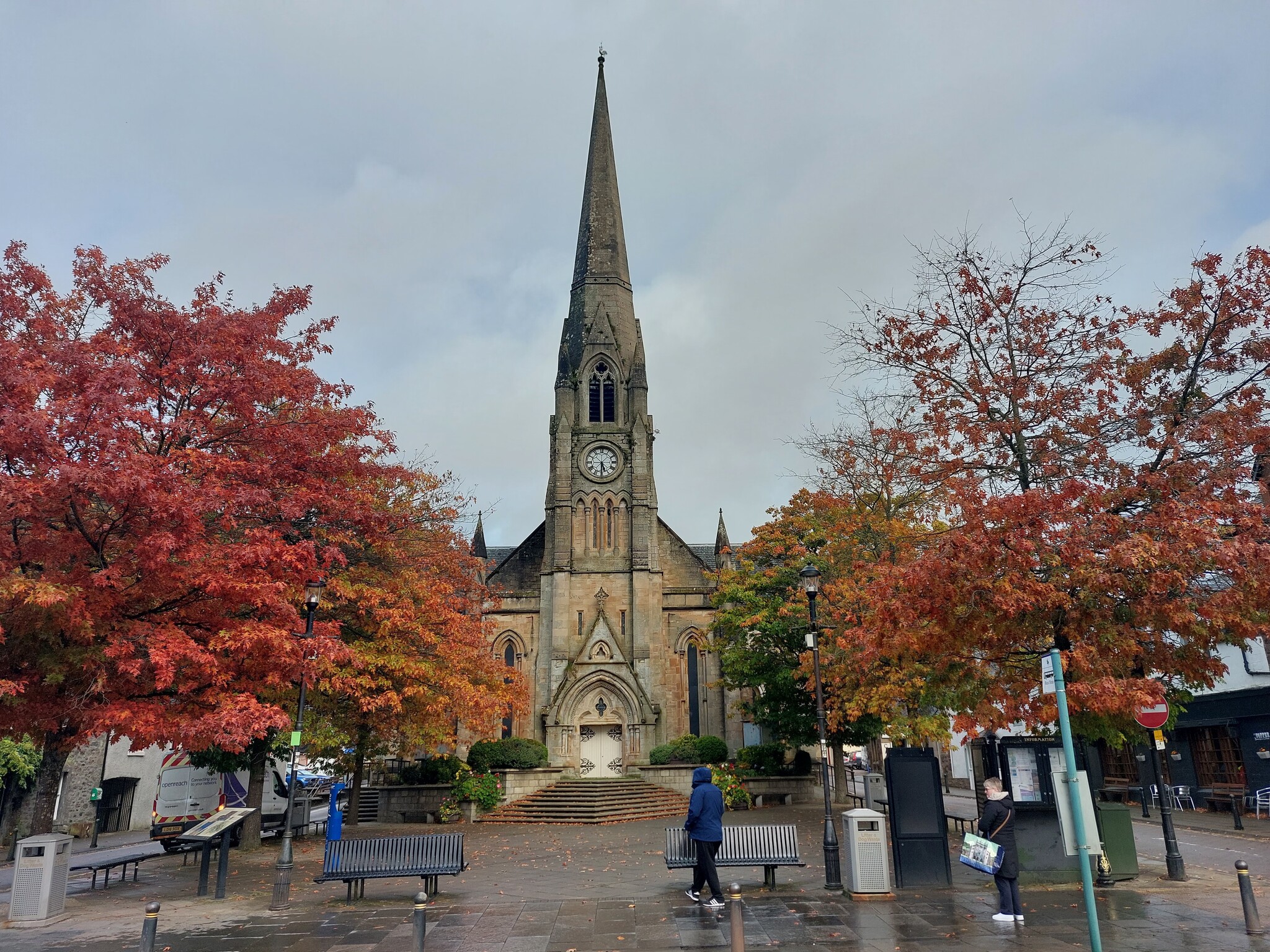 Ancaster Sq, Callander for sale Building Photo- Image 1 of 3