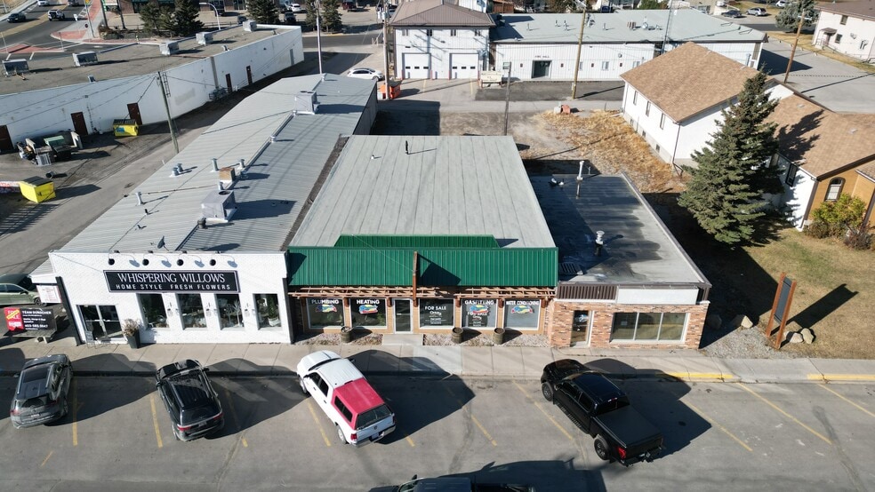 116 Centre St N, Sundre, AB for sale - Building Photo - Image 2 of 14