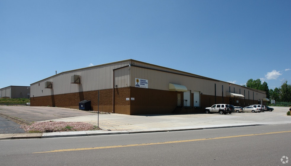 660 Compton St, Broomfield, CO for lease - Primary Photo - Image 1 of 9