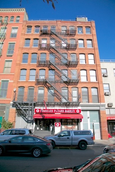 116 W Houston St, New York, NY for lease - Primary Photo - Image 1 of 16