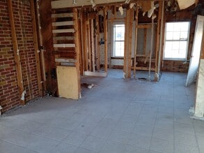 2705 Blodgett St, Houston, TX for sale Interior Photo- Image 2 of 5