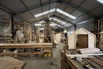 Rag Hl, Aldermaston for lease Interior Photo- Image 2 of 4