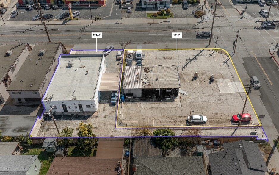 Downey Ave Portfolio portfolio of 2 properties for sale on LoopNet.com - Building Photo - Image 3 of 6