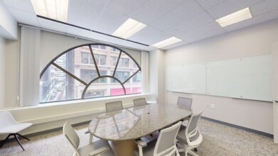 216 W Jackson Blvd, Chicago, IL for lease Interior Photo- Image 2 of 2