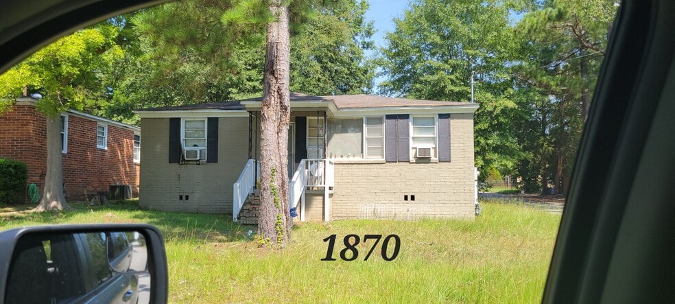 22 Unit SFR Portfolio in Macon, GA portfolio of 22 properties for sale on LoopNet.com - Primary Photo - Image 2 of 3