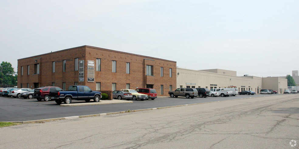 6740 Huntley Rd, Columbus, OH for lease - Building Photo - Image 2 of 4