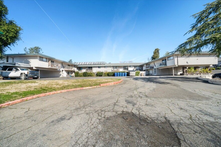 3510 Bechelli Ln, Redding, CA for sale - Building Photo - Image 2 of 42