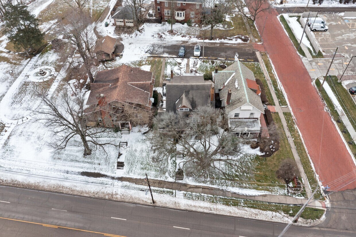 1231 Lincoln Way E, Massillon, OH for sale Building Photo- Image 1 of 1