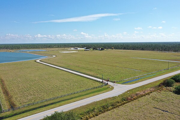 28100-28120 Jones Loop Rd, Punta Gorda, FL for sale - Building Photo - Image 1 of 1