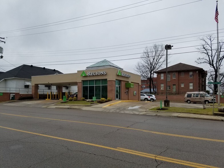 222 E Washington Ave, Jonesboro, AR for sale - Primary Photo - Image 1 of 1