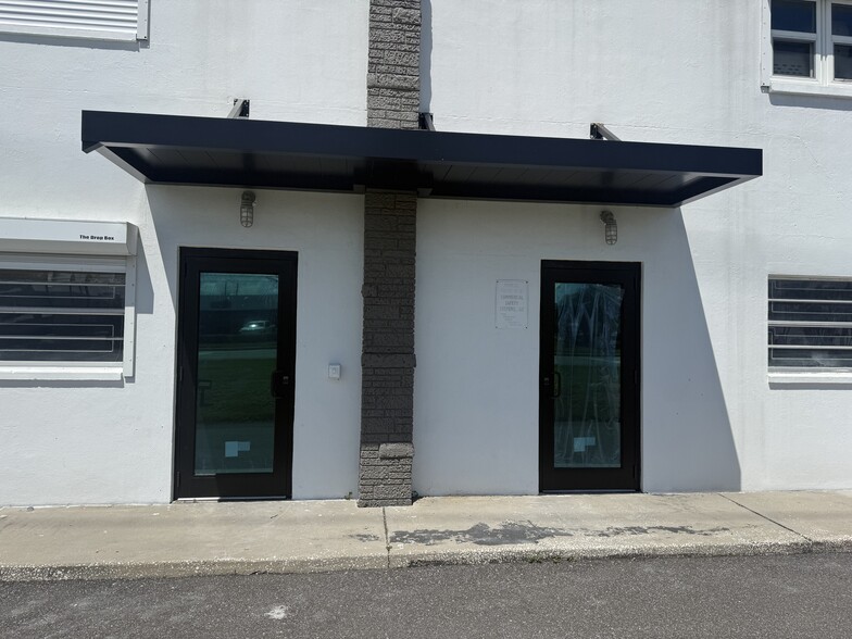 12388 Starkey Rd, Largo, FL for sale - Building Photo - Image 2 of 28