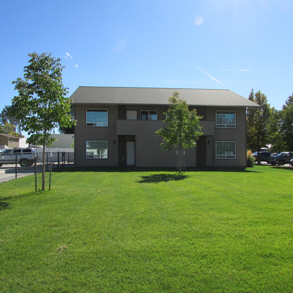 1034 Main St, Corvallis, MT for sale - Building Photo - Image 1 of 10