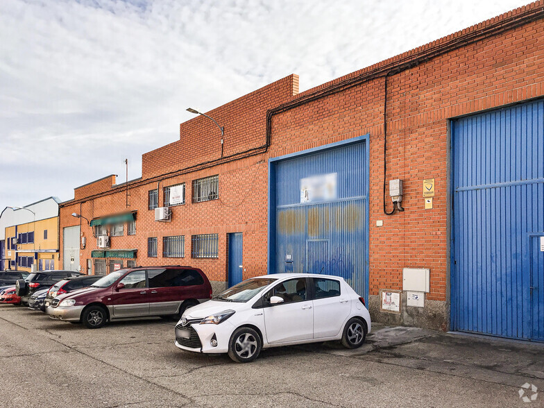 Industrial in Moraleja de Enmedio, Madrid for sale - Primary Photo - Image 1 of 14