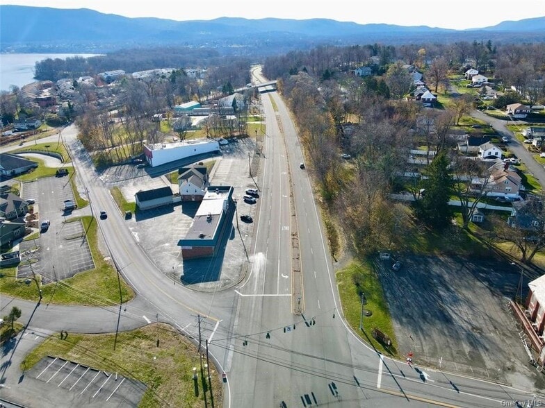 3054 Us-9w, New Windsor Township, NY for lease - Building Photo - Image 1 of 15