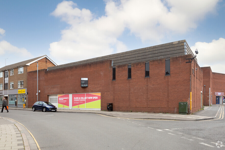 11 Guildhall St, Grantham for lease - Primary Photo - Image 1 of 4