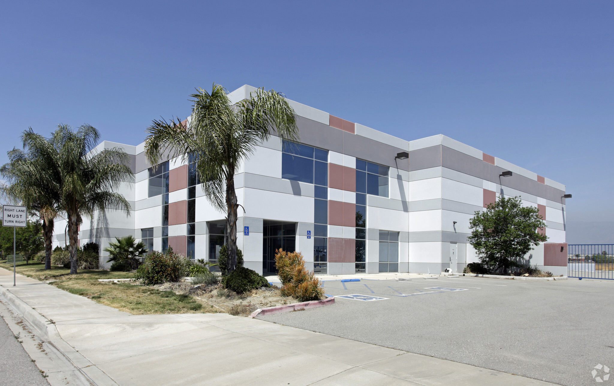 804 E Mill St, San Bernardino, CA 92408 - Industrial for Lease | LoopNet