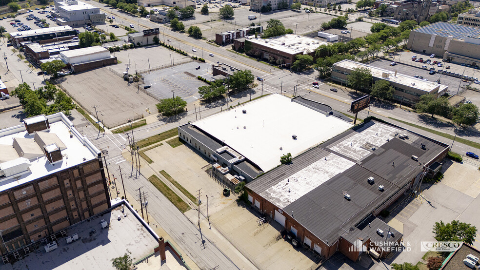 1906 E 40th St, Cleveland, OH for sale - Building Photo - Image 3 of 6