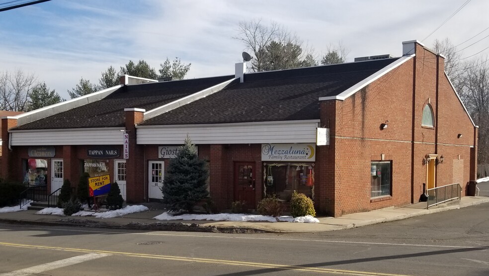 61-67 Old Tappan Rd, Tappan, NY for lease - Building Photo - Image 2 of 5