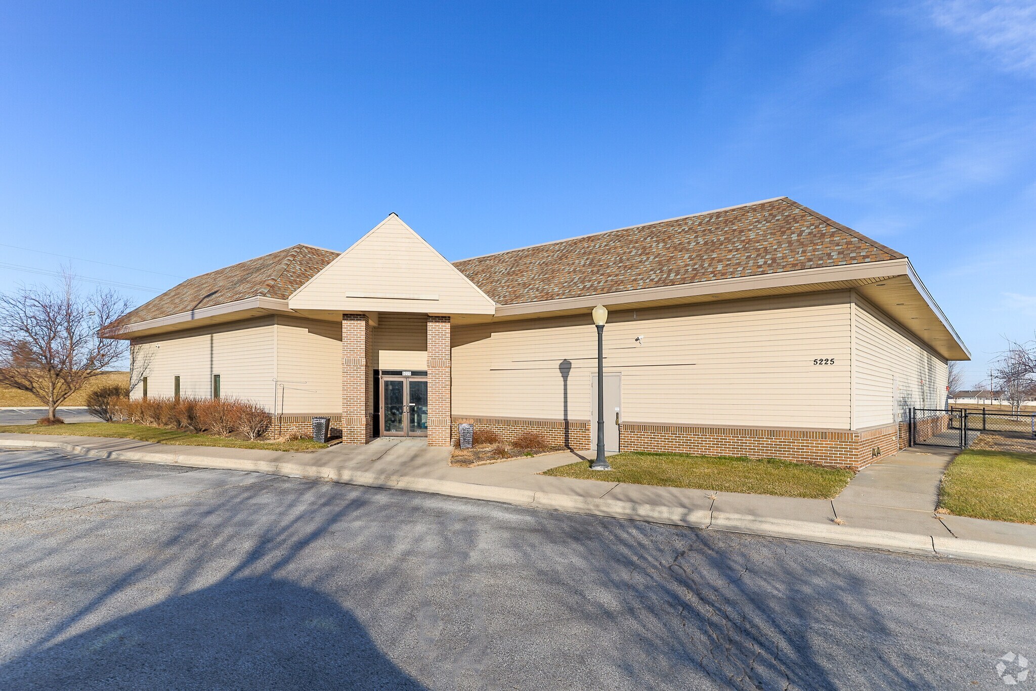 5225 N 158th Ave, Omaha, NE for lease Primary Photo- Image 1 of 12