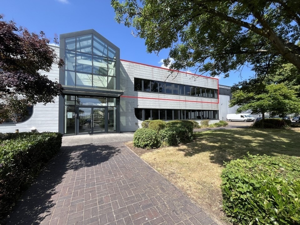 Meridian W, Leicester for lease Building Photo- Image 1 of 6