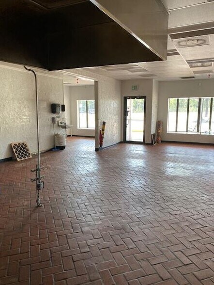 6813-6823 State Road 54, New Port Richey, FL for lease - Building Photo - Image 3 of 23